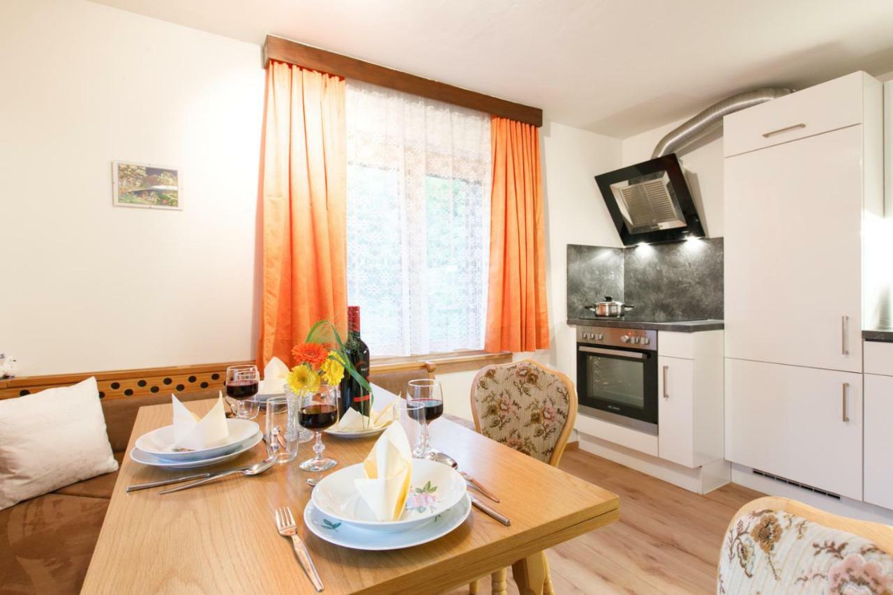 Apartment Am Bach Mellau Exteriör bild